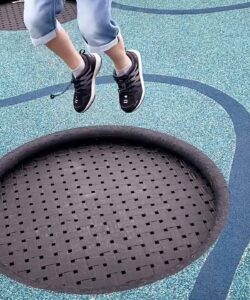 Alternative view of Trampolín Infantil "Playground Loop XL"
