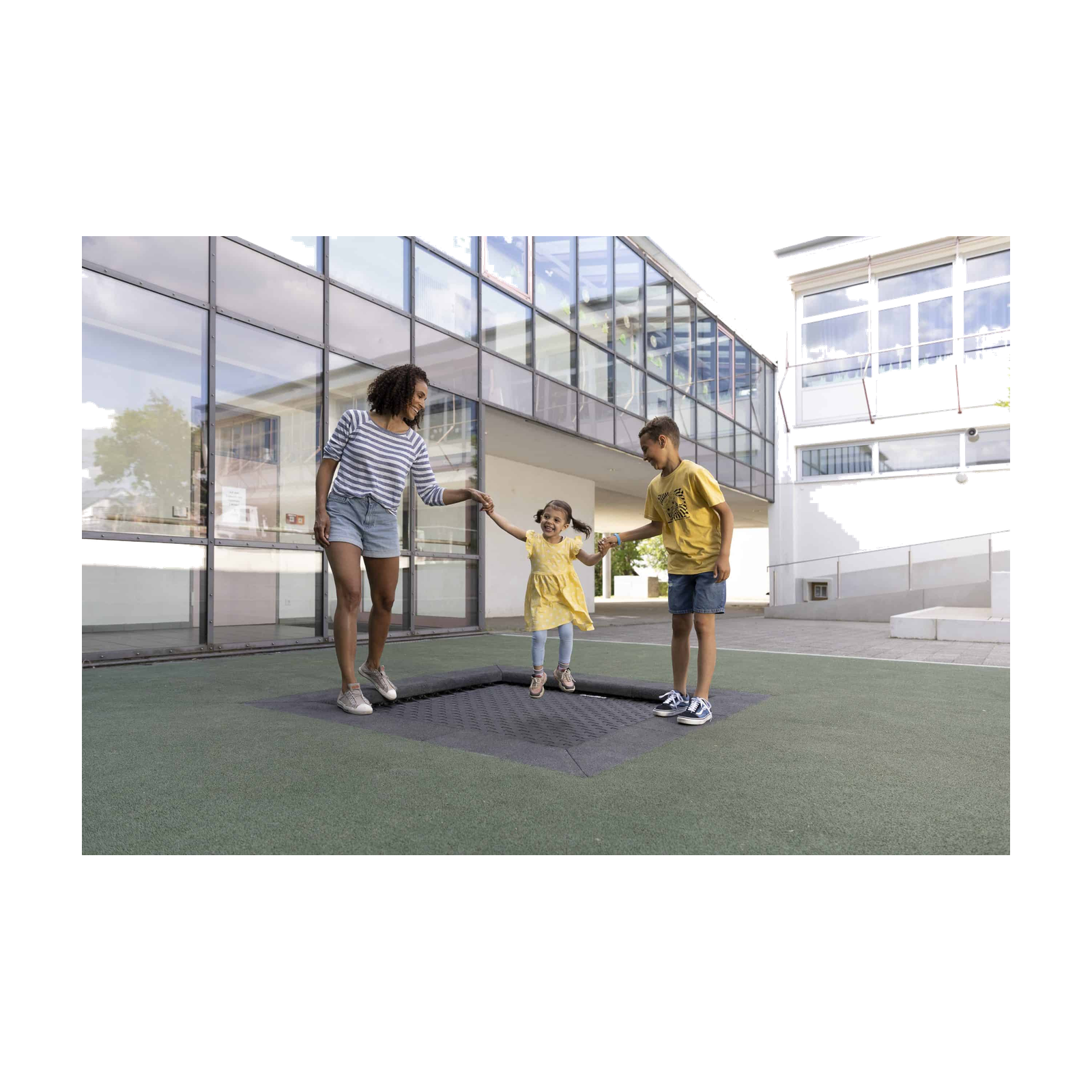Trampolín infantil «Playground XL» con recubrimiento - Eurotramp - Imagen 2