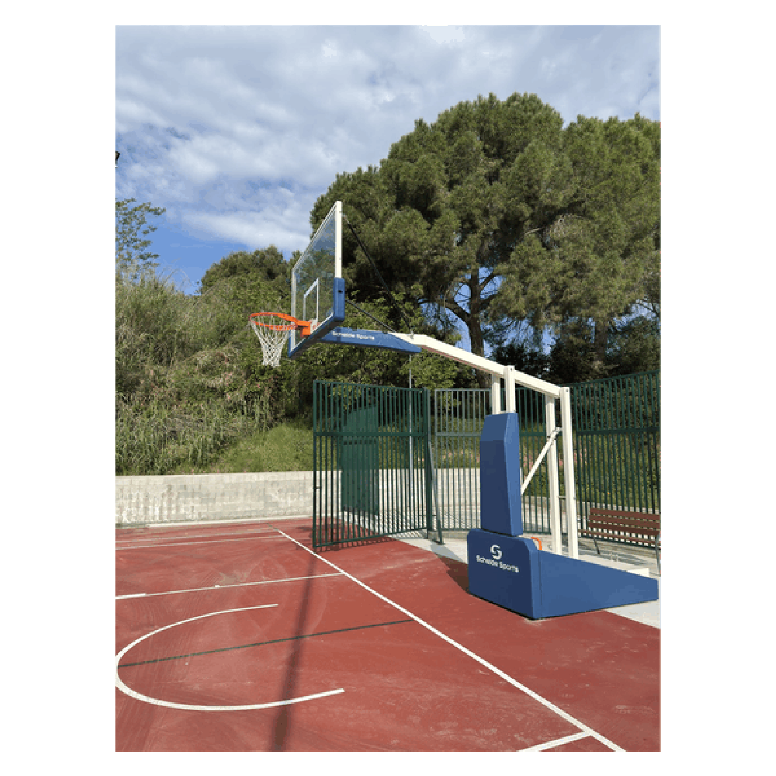 Canastas Schelde Sports EasySAM 225 instaladas en Cova Solera, Rubí